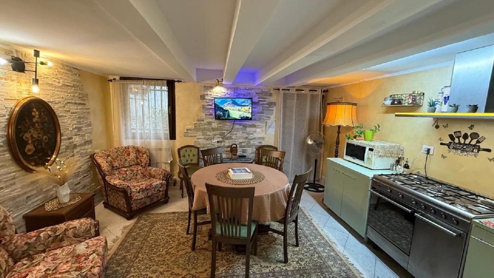 Ania Apartment เวนิส ภายนอก รูปภาพ